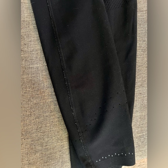 Lululemon black full length leggings - Picture 5 of 5